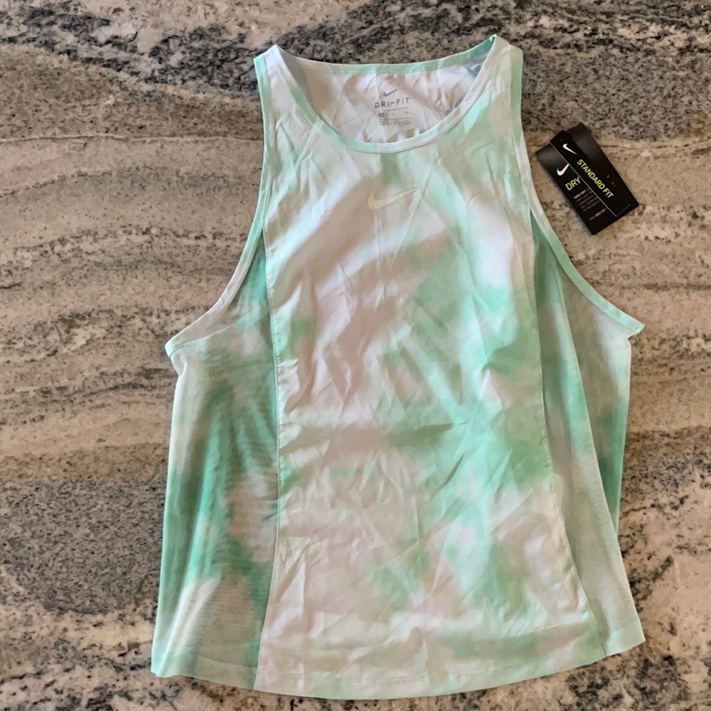 mint green nike athletic top